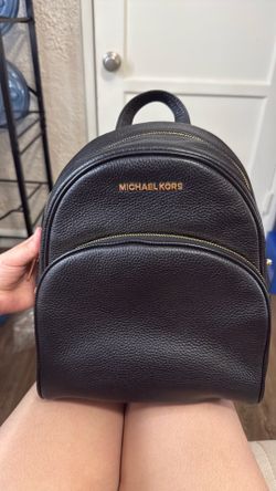 Michael kors back pack