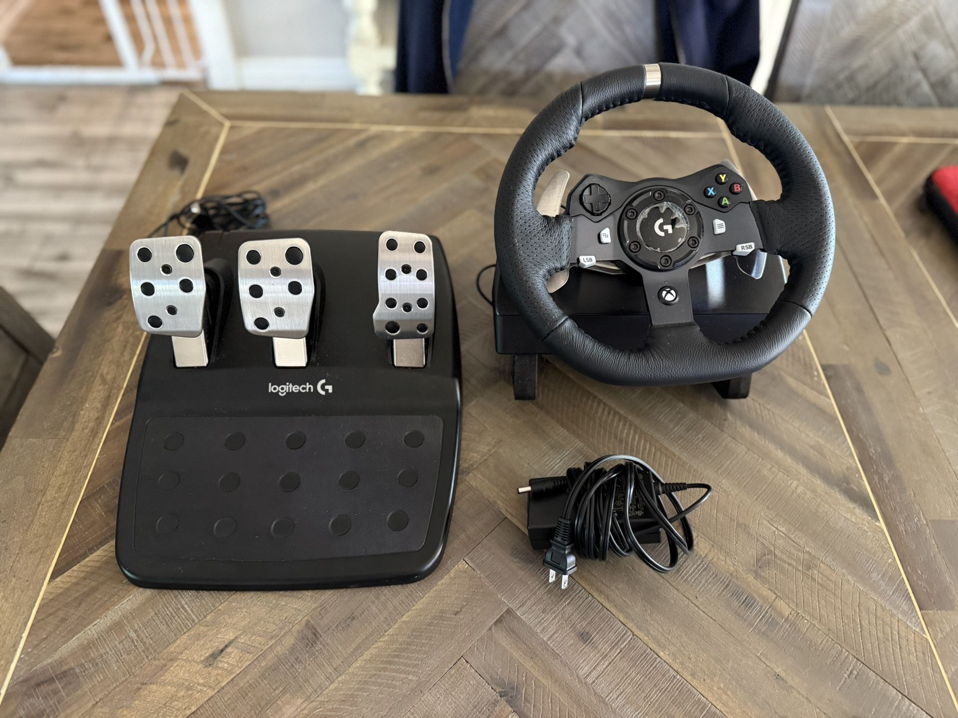 Logitech G920 racing sim