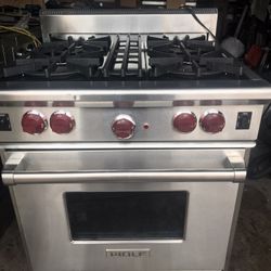 Wolf Professional Stove 30”