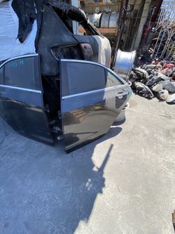 2015 Cadillac ATS door