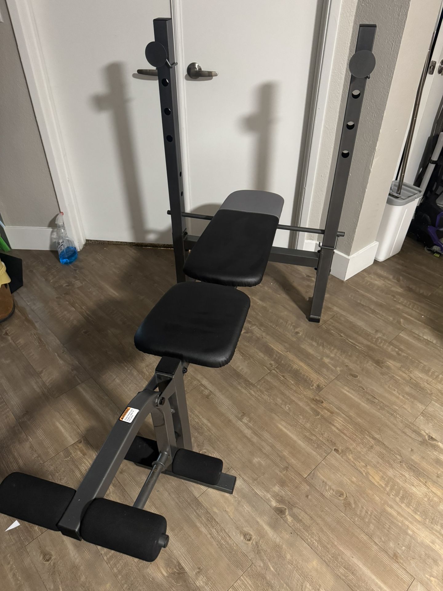 Weight Bench with Leg Press
