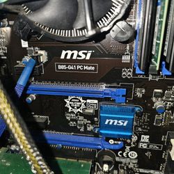 Gaming Computer With Keyboards And Mouse