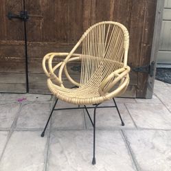 Rattan chair 