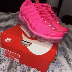 NIKE VAPOR MAX PLUS!!!