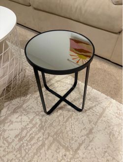 Accent Decor