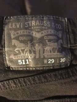 Black Levi’s jeans