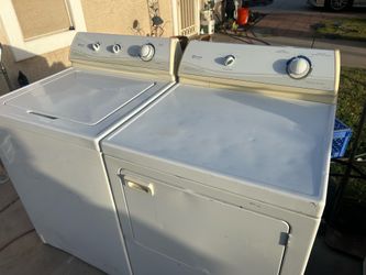 Maytag washing machine and electric dryer Older non digital washer and electric dryer both working like champions! 50$ delivery 30 day warranty