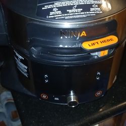 Shark Ninja Multi Cooker 