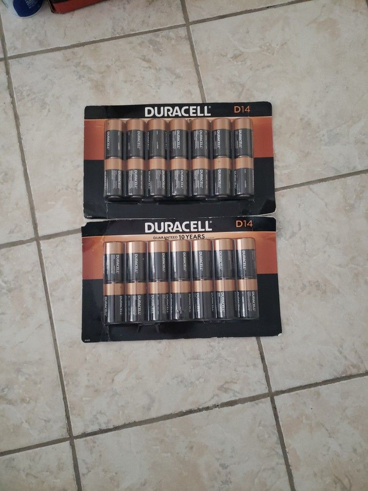 Two 14 Pack Of D Cell Duracell Batteries $20 Each Pk