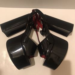 Platform Heels size 9