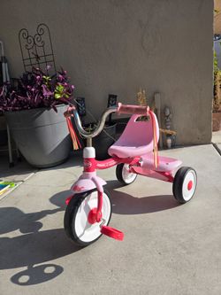 Radio flyer tricycle