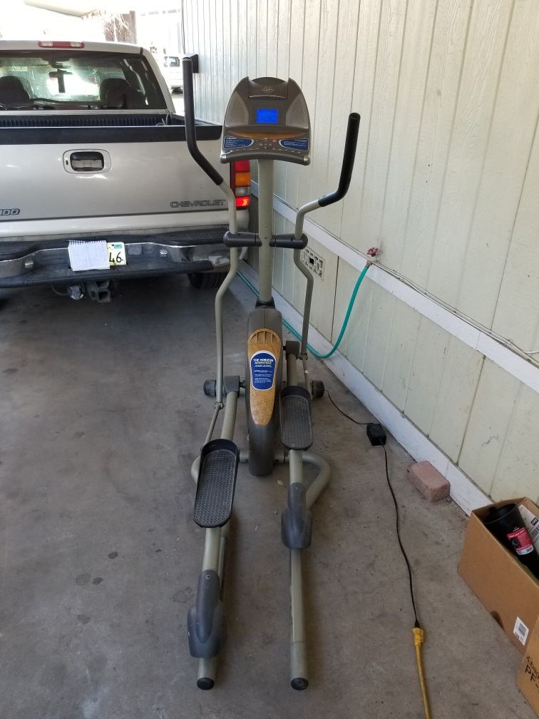 Horizon Fitness E6050 Elliptical