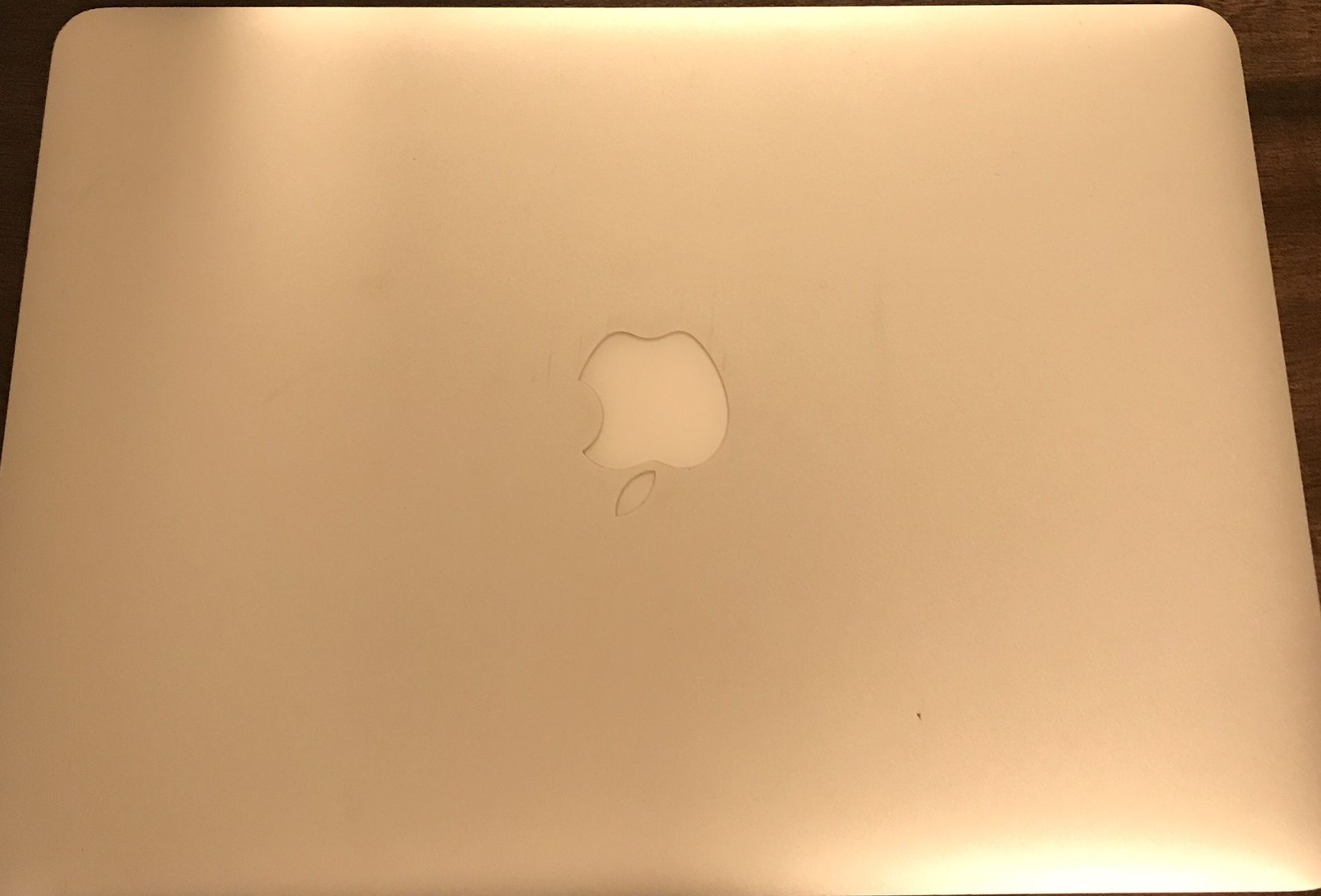 MacBook Air, 13” (2015) - read description