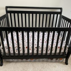 Crib + Mattress + Bedding Set