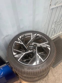 2025 2026 Kia K5 Wheel / Rim with Tires / Set of 4 OEM