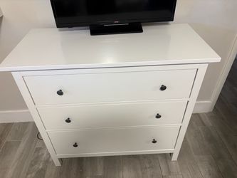 IKEA Hemnes 3-Drawer Dresser White