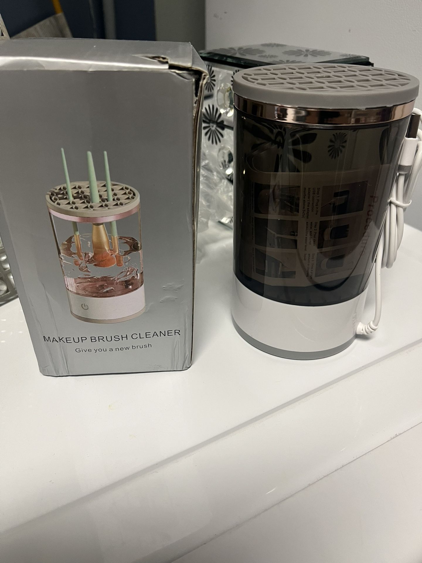 Makeup Brush Cleaner