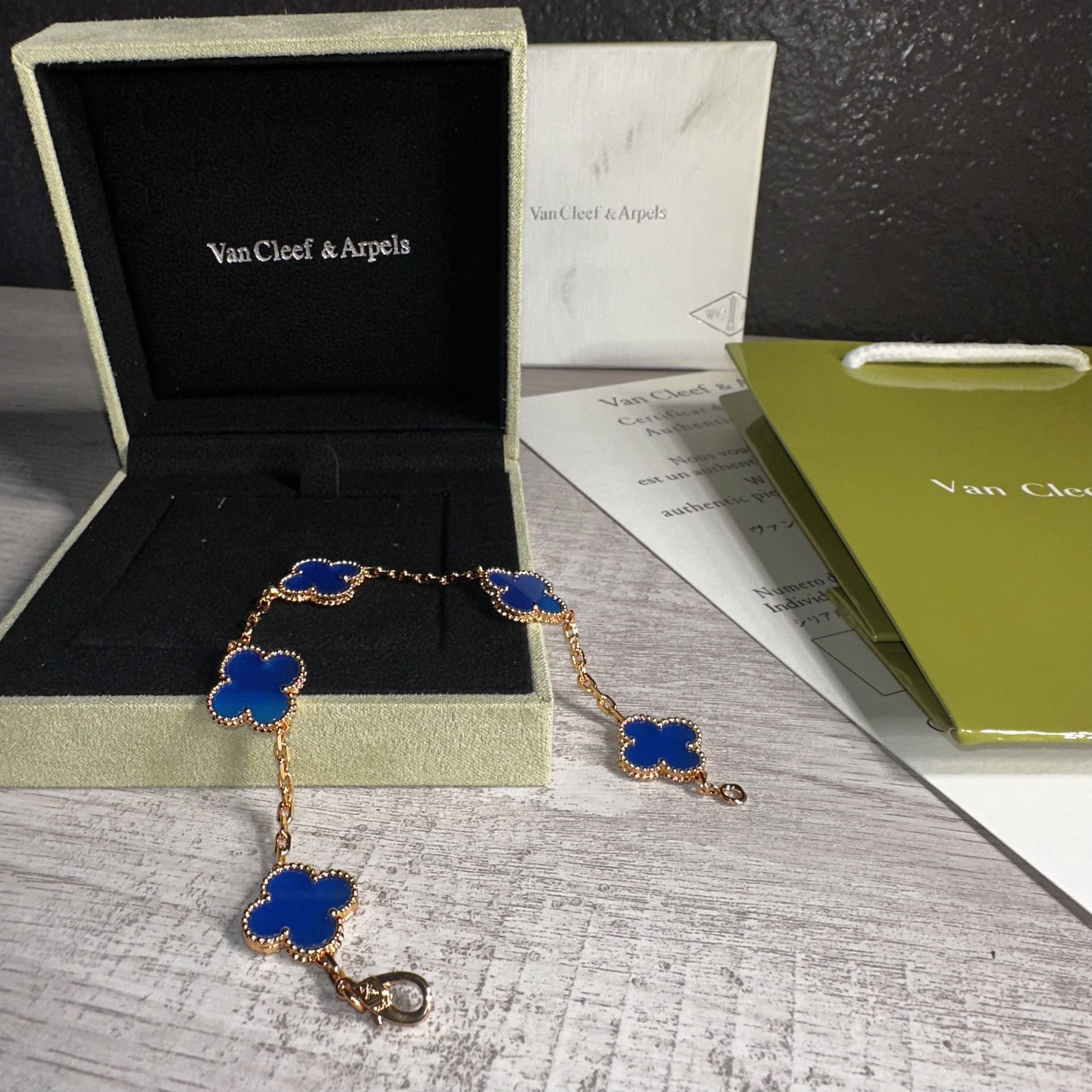 VC Arpels Bracelet