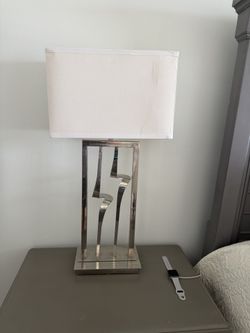 2 Rooms To go Lamps (read Info below)