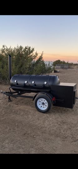 250 Gallon Smoker Trailer