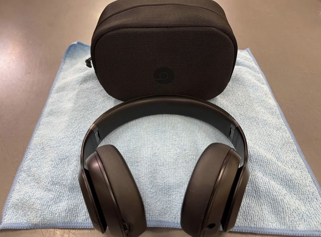 Beats Studio Pro Wireless Headphones