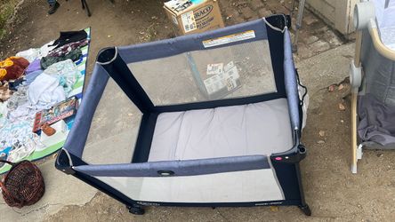 Graco pack n play playground