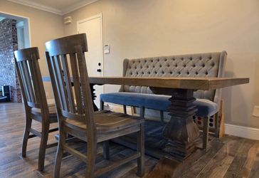 HADLOW Dining Room Set