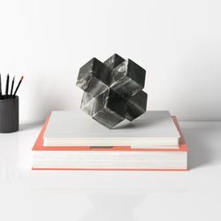 Marble Jack Decorative Sculpture – Gray (7")