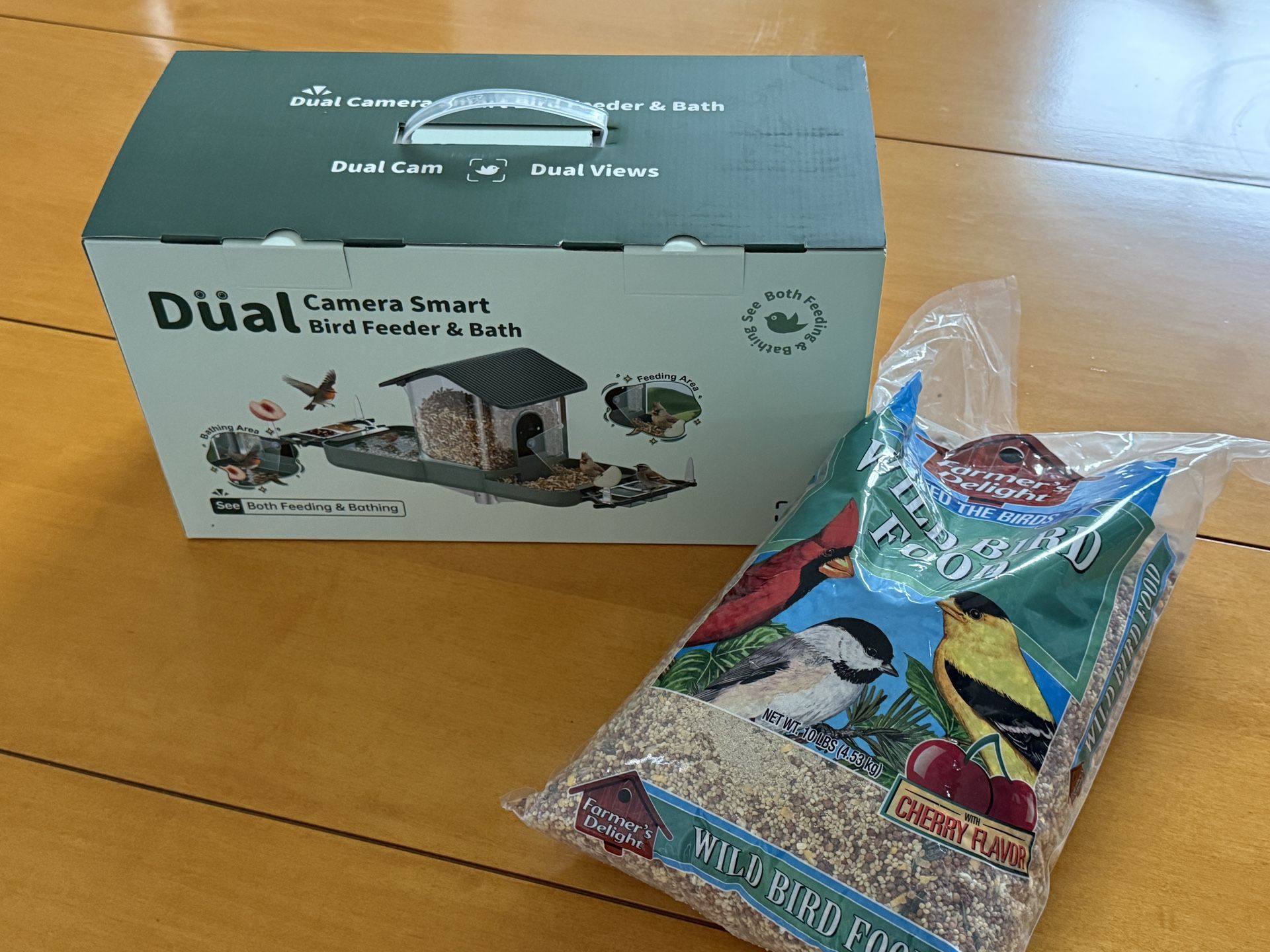 Kuikeo Dual-Lens Bird Feeder with Camera & Bird Bath