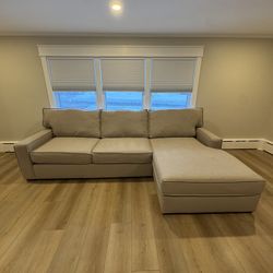 3 Seat Couch With Chaise