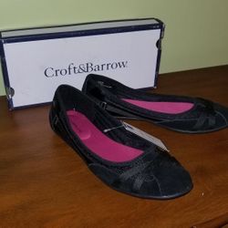 Black flats size 8.5 new with tags