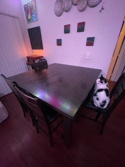 table and chairs