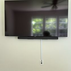 70” Tv, Sound Bar & Speaker 