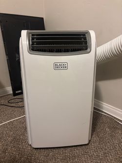 Black n Decker standing AC Unit