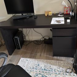 Computer Desk Good Condition 