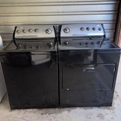 Whirlpool Washer And Electric Dryer Matching Set