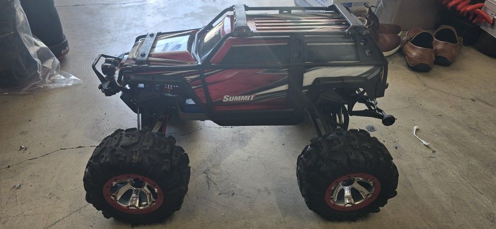 Traxxas Summit