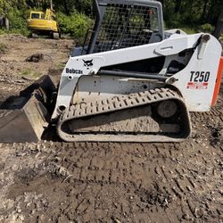Bobcat T250 Turbo High Flow Skid-Steer Loader 