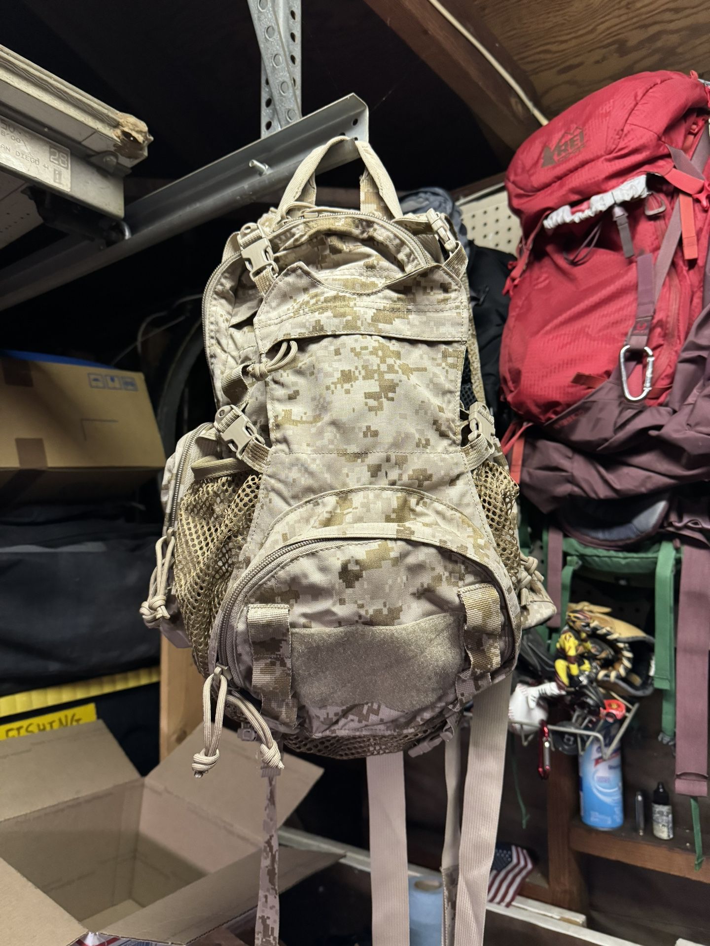 Eagle Industries Yote Beaver Tail Backpack 