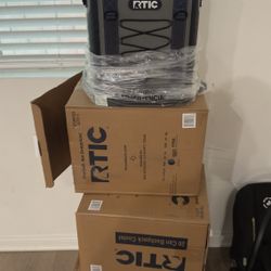 Rtic 20 Can Backpack Cooler 