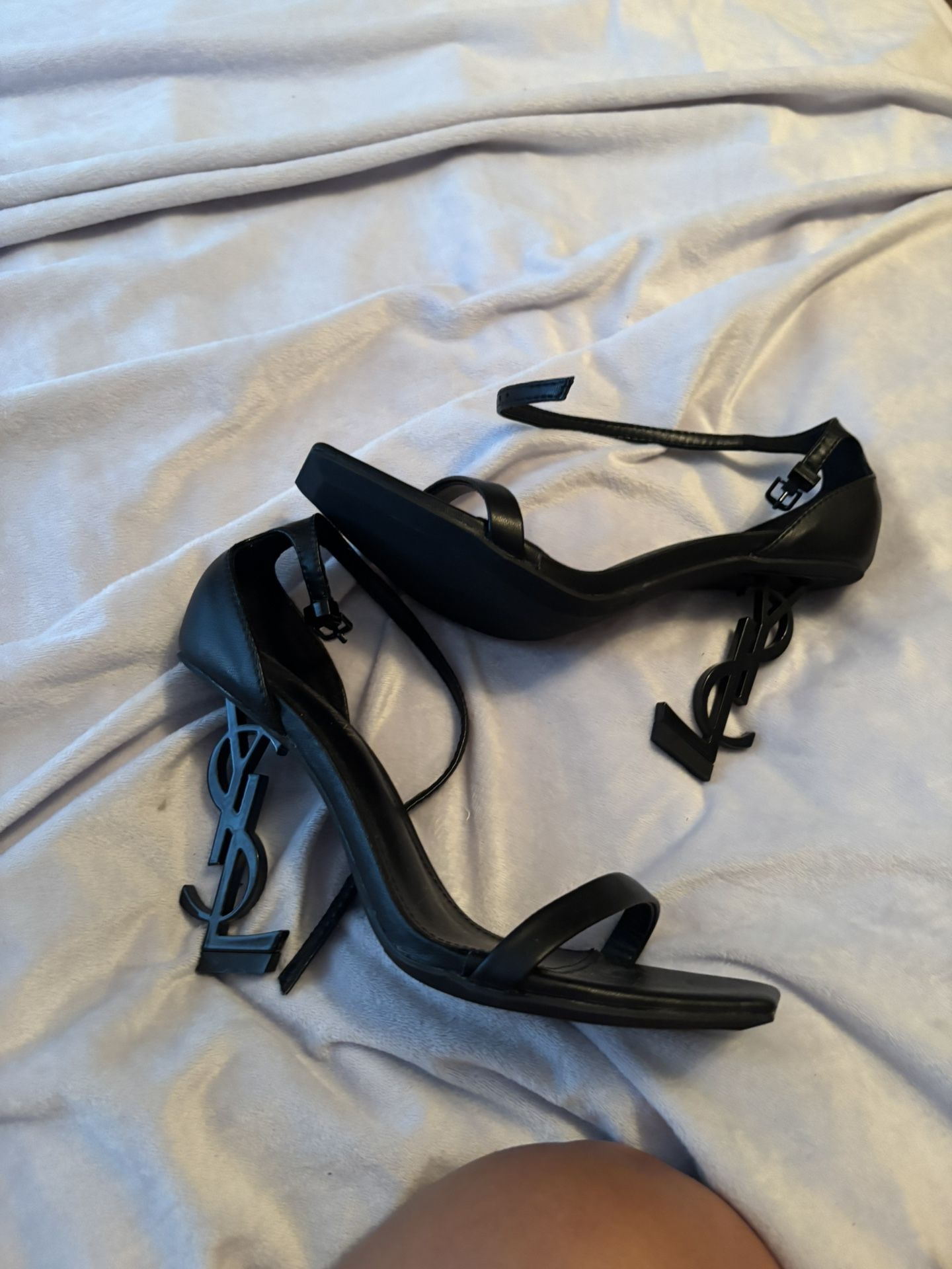 LOW PRICE MOVING- YSL $1950 + TAX HEELS 