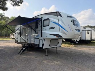 2020 artic wolf Rv