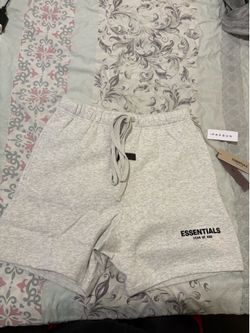 Essentials shorts light oatmeal