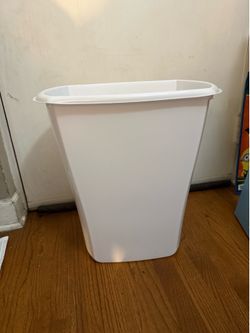 Trash can