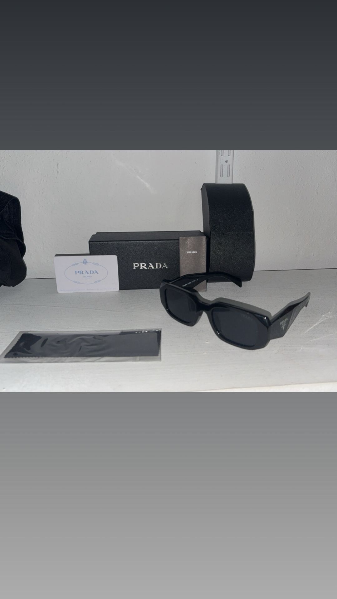 Prada Sunglasses Women’s Or Men’s