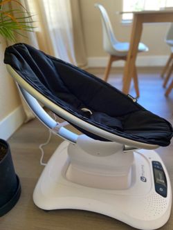 Baby bouncer swing