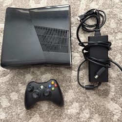Xbox 360 Console Slim 320gb