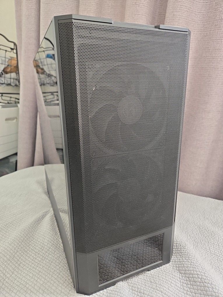 Lian Li Lancool 207 Digital