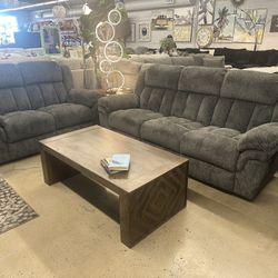 Sofa/loveseat 