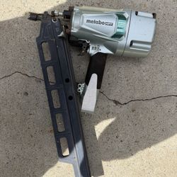 Metabo/Hitachi NR83A5 3 1/2” Framing Nail Gun